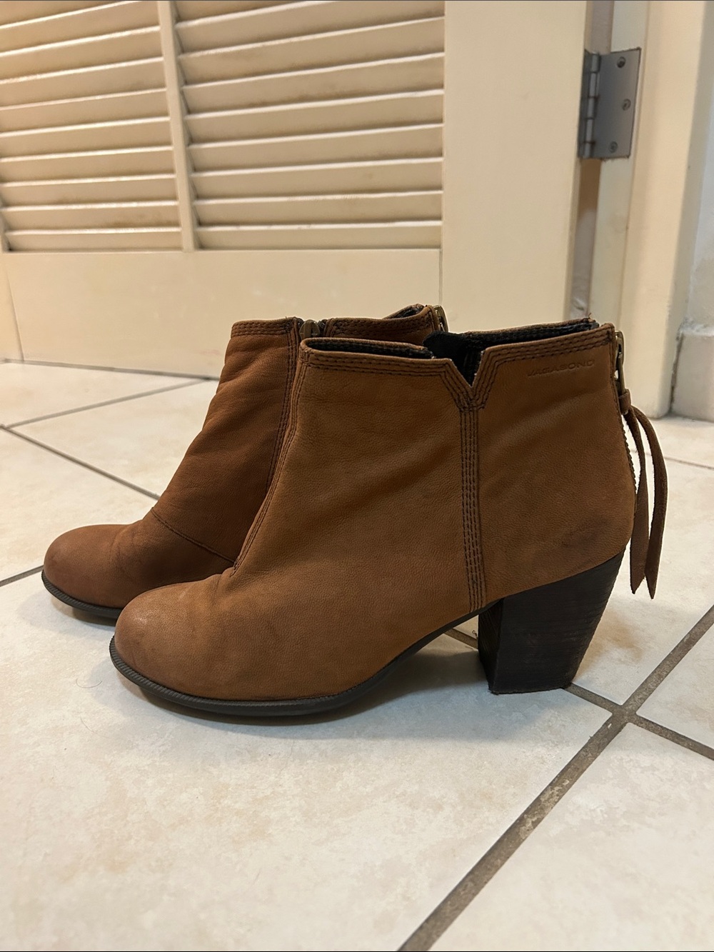 Vagabond Chestnut Suede Ankle Booties with Block Heel
